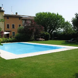 Casale Onida Bed & Breakfast Volta Mantovana