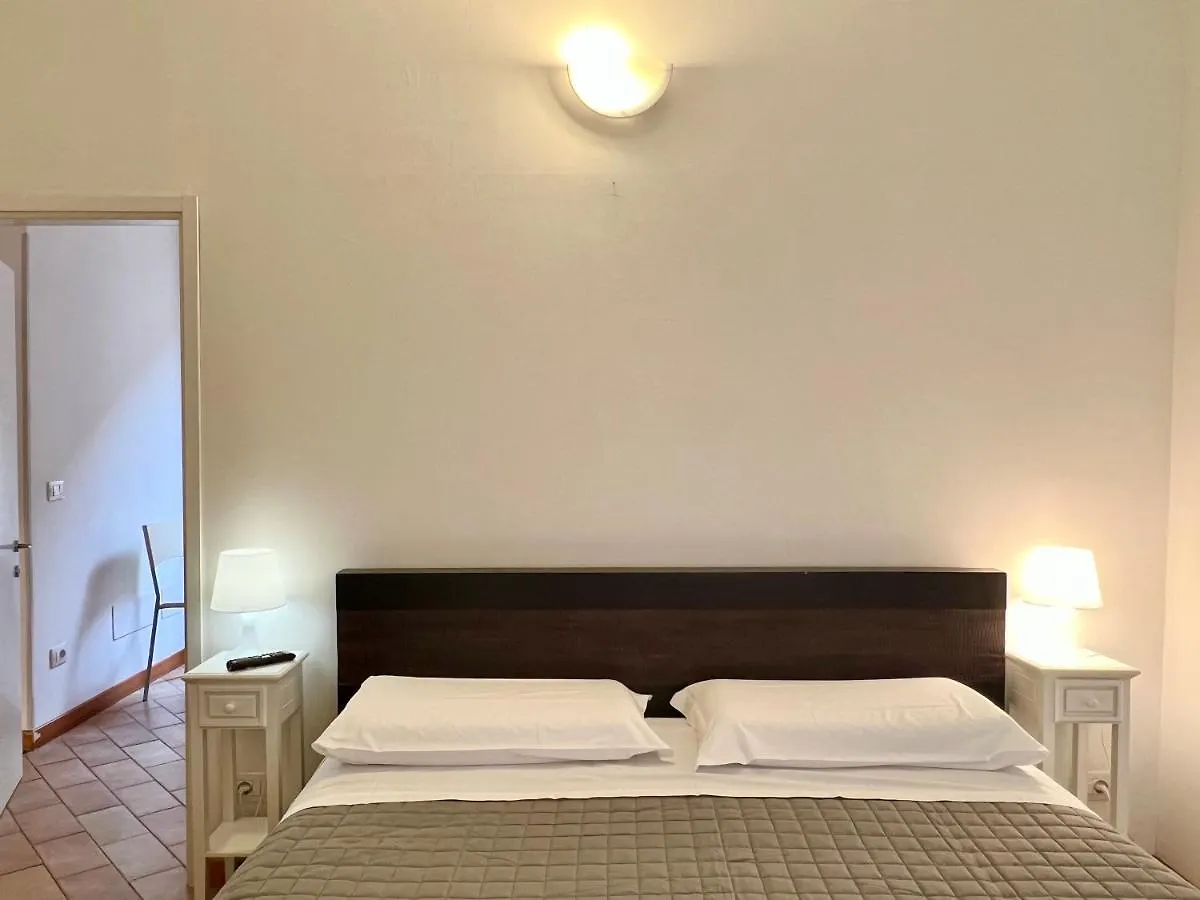 Gh Paradiso - Apartments Siena